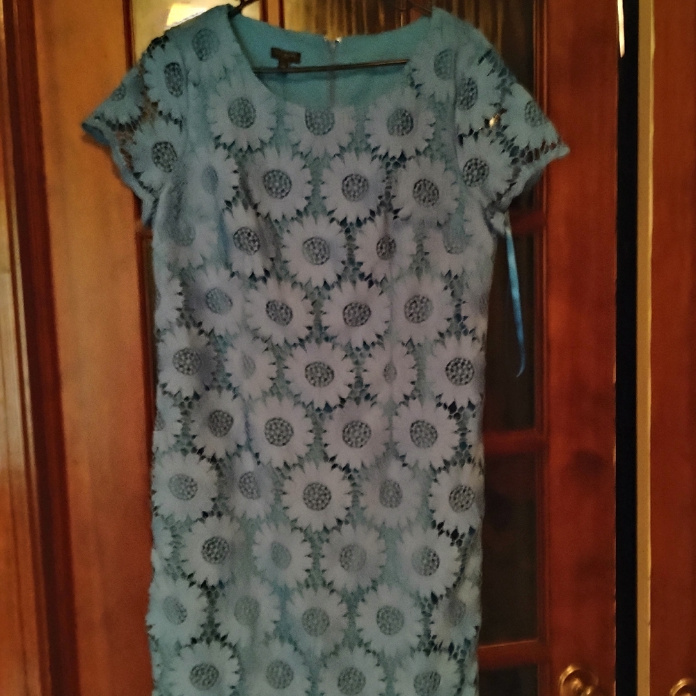 Elegant Blue Midi Dress